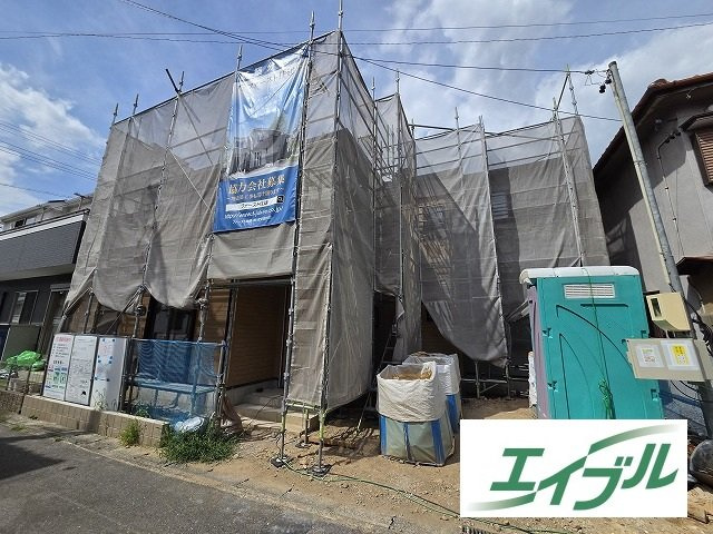 小牧市堀の内　新築戸建の外観|南面道路・陽当たり良好。
小牧山近く。
