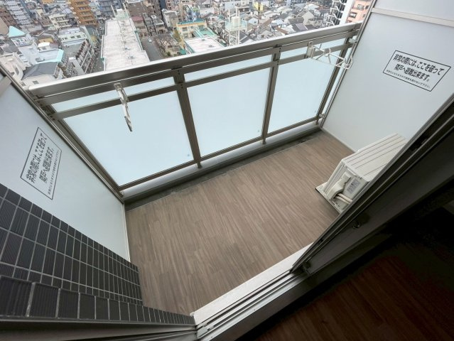 グランカリテ大阪城EASTのバルコニー
