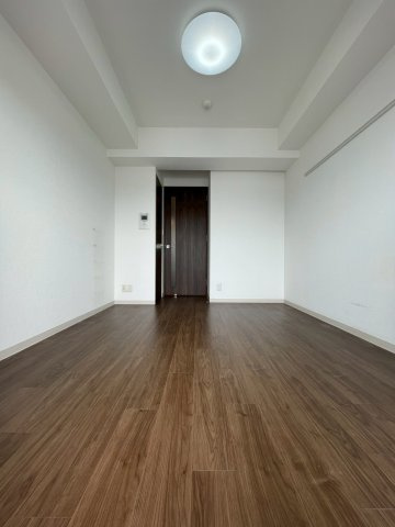 グランカリテ大阪城EASTの洋室