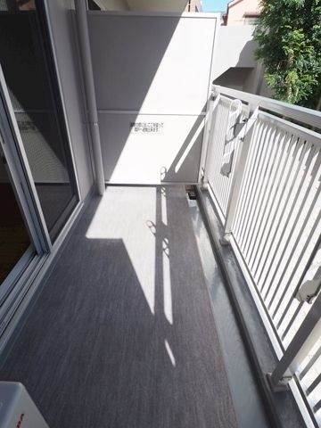 レジディア杉並方南町のバルコニー