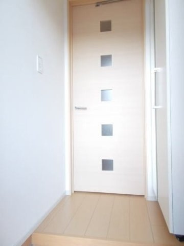 リサージⅥの玄関