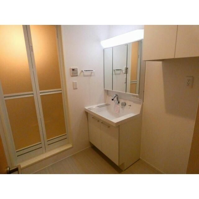 メゾン・シャルマンの洗面所