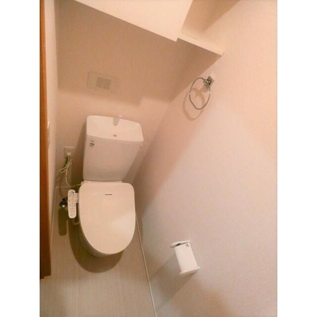 メゾン・シャルマンのトイレ