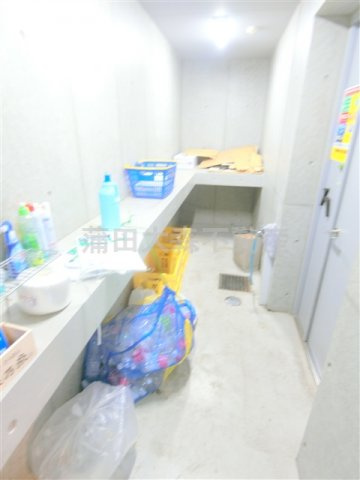 レアライズ羽田のその他共用部分|曜日時間関係なくゴミ出し可能なゴミ捨て場！