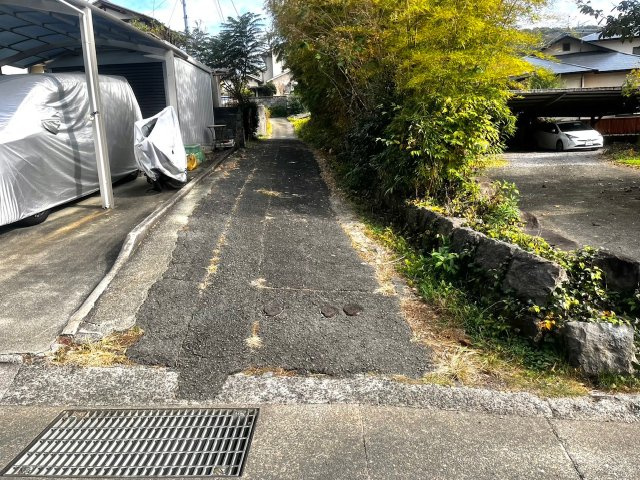 北区室園町 戸建ての前面道路含む現地写真
