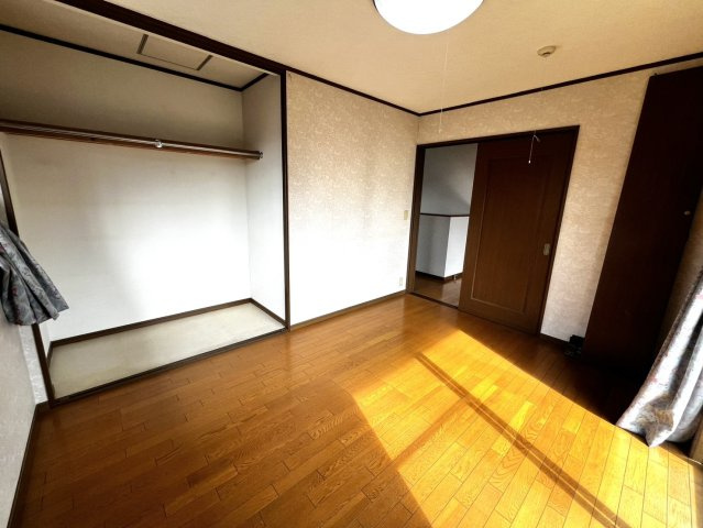 北区室園町 戸建ての洋室|2階西側洋間