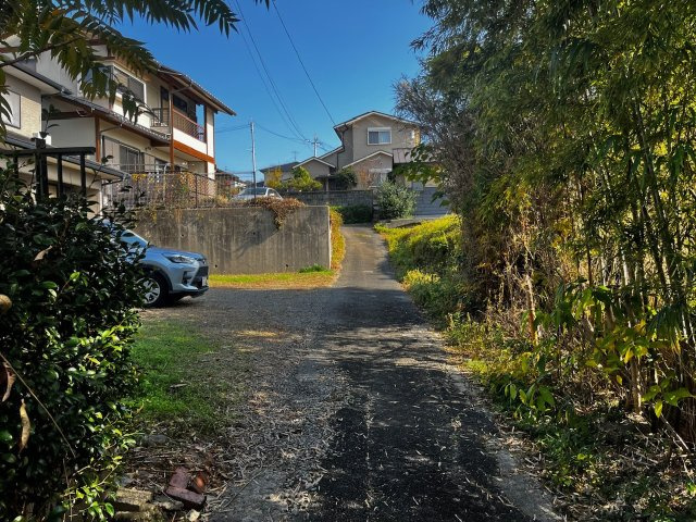 北区室園町 戸建ての前面道路含む現地写真