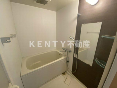 【浴室】 | ヴァン・デスポワール | ゆったり過ごせるお風呂です