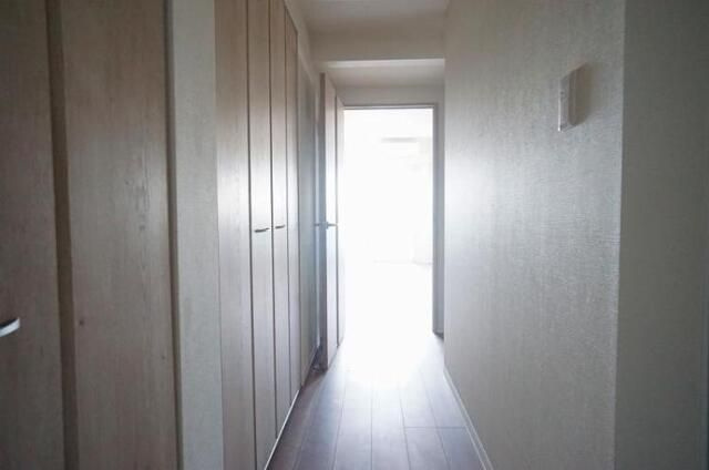 ＲＯＯＴｓ　Ｈｉｇａｓｈｉ　Ｎａｇａｓａｋｉの玄関