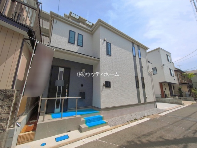 越谷市袋山　新築一戸建ての外観