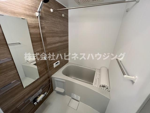 テムズの浴室|バス