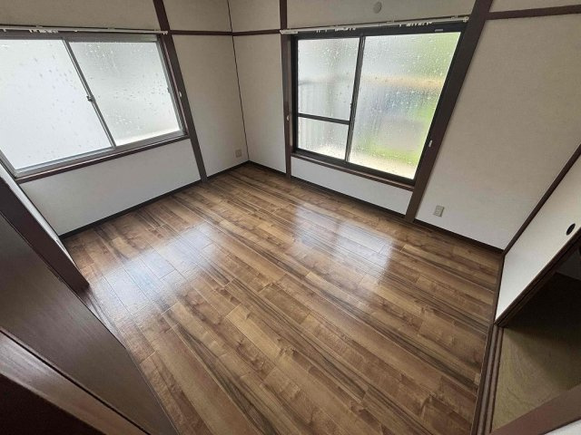 下畑町貸家の寝室