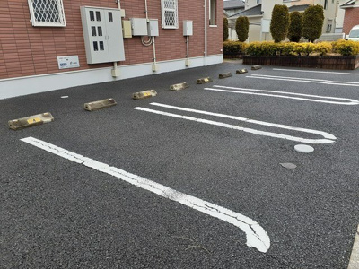 【駐車場】 | ハピネスＡ | 車をお持ちの方に嬉しい駐車場付きの物件です