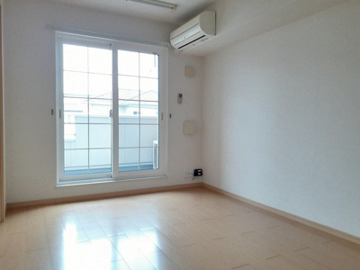 【居間・リビング】 | ハピネスＡ | ゆったり過ごせるリビングです