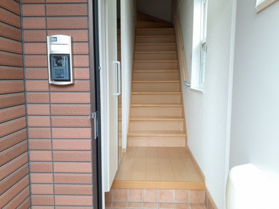 【玄関】 | ハピネスＡ | きれいな玄関です