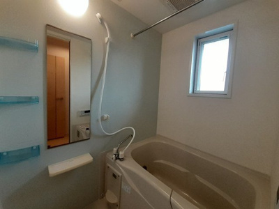 【浴室】 | シェモアＡ | 日々の疲れを癒すお風呂付です