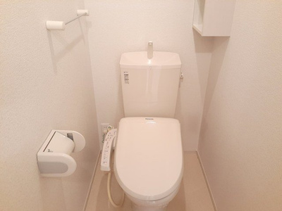 【トイレ】 | シェモアＡ | 落ち着いた色調のトイレです