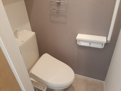 【トイレ】 | アルコバレーノⅡ | 落ち着いたトイレです