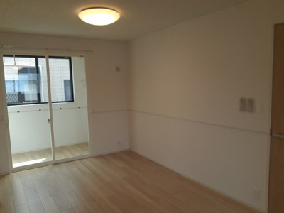 【居間・リビング】 | アルコバレーノⅡ | こちらの居間で趣味の時間をお楽しみください