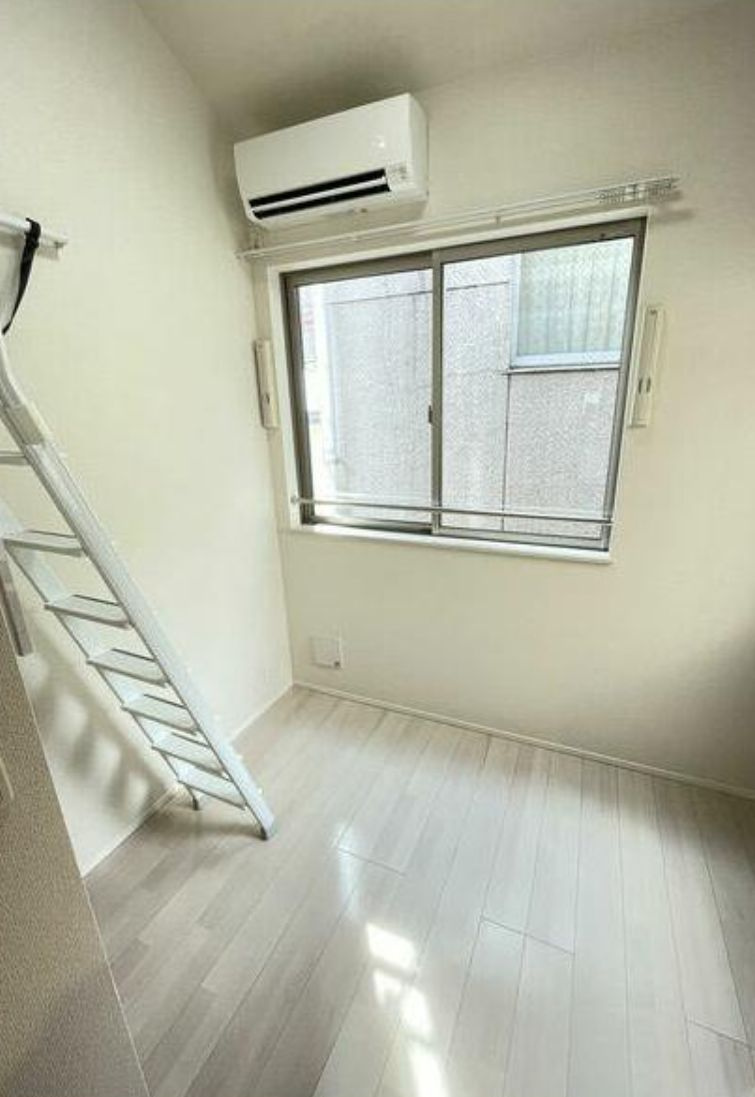 フォルテ東中野の居間・リビング