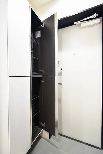 グランクオール金町の玄関