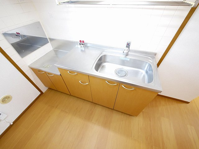 シャトーローリエＡのキッチン|きれいなキッチンです