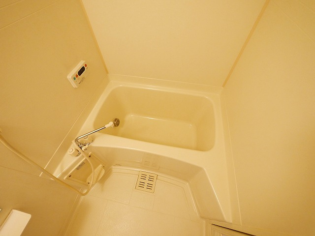 シャトーローリエＡの浴室|お風呂です