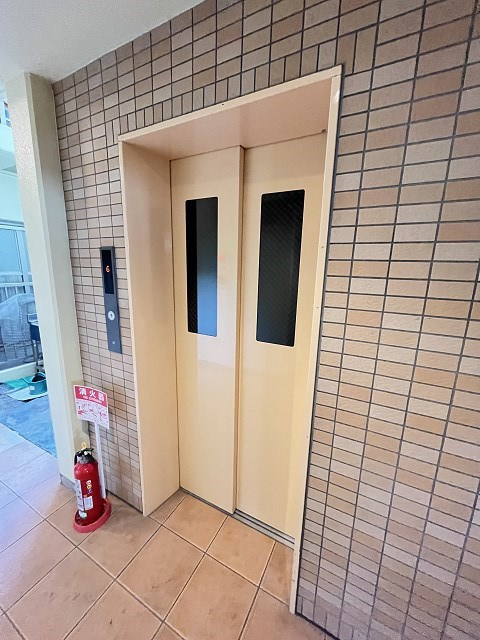 ラ ヴィータの外観