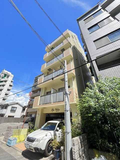 ラ ヴィータの外観