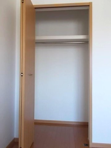 アパルトマングランドールＡの収納