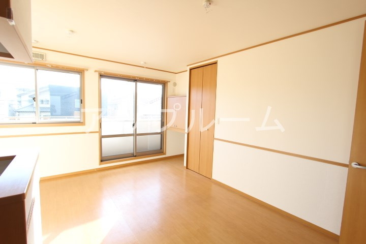 グランシャリオ　Ⅴの居間・リビング