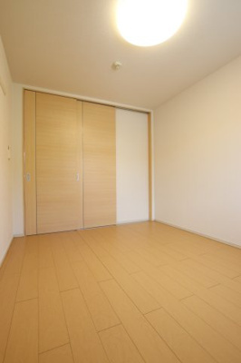 【洋室】 | アップヒルロジェ