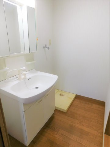 エスポワール2000の洗面所|使いやすい洗面所です