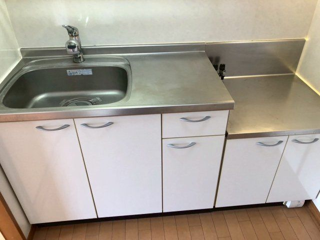 エスタシオンのキッチン|同建物別部屋 現況優先