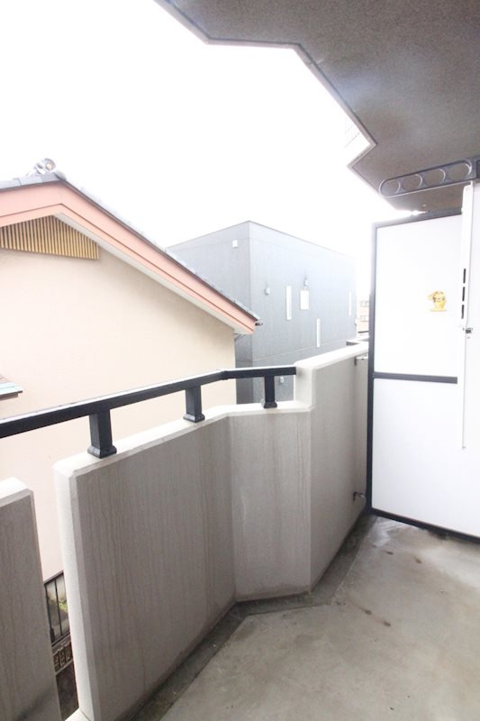 R-1 TOKURAのバルコニー