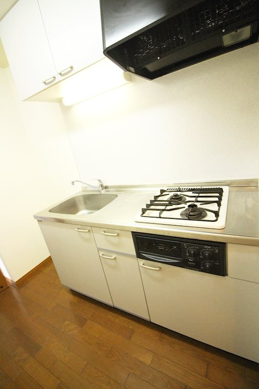 R-1 TOKURAのキッチン