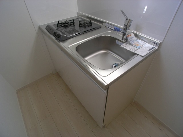 熊本市中央区琴平２丁目のアパートのキッチン