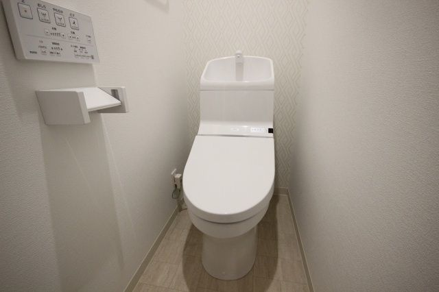 熊本市中央区琴平２丁目のアパートのトイレ