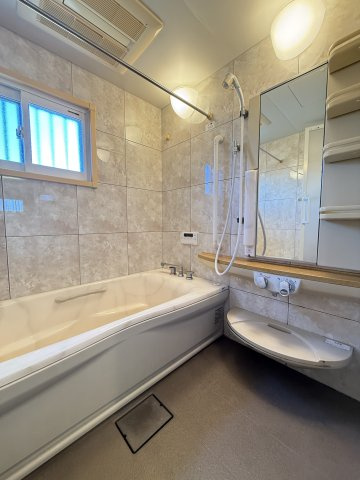 泉南市新家・中古戸建・90117の浴室