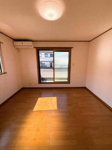 泉南市新家・中古戸建・90117の洋室