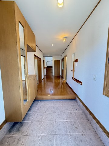 泉南市新家・中古戸建・90117の玄関