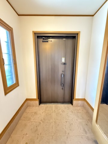 泉南市新家・中古戸建・90117の玄関