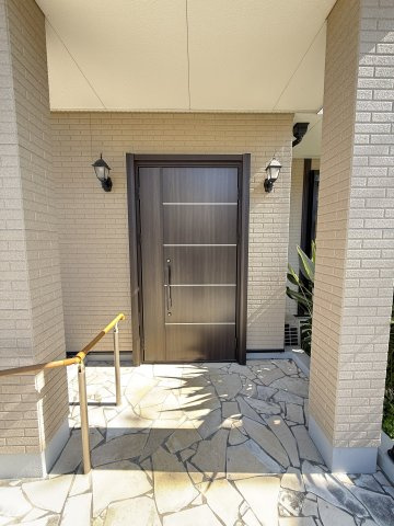 泉南市新家・中古戸建・90117の玄関