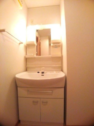 プロムナードＦ　Ⅱ棟の洗面所