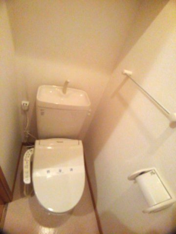 プロムナードＦ　Ⅱ棟のトイレ