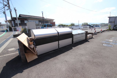 【その他共用部分】 | ジャン＆T | 敷地内ゴミ置き場