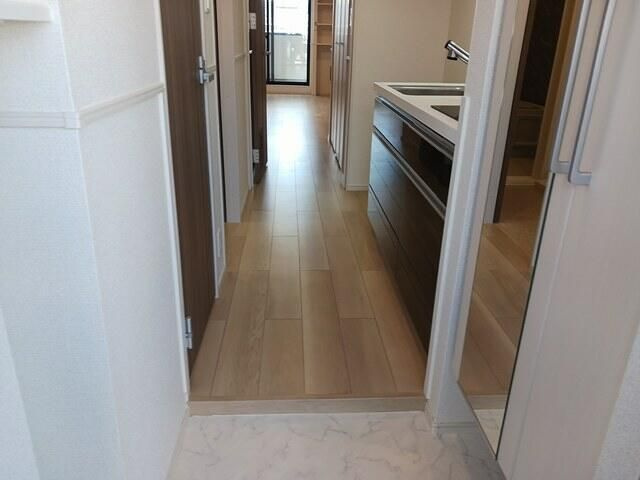 パインヴィレッジの玄関