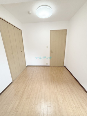 【内装】 | エバーフォレスト | 洋室