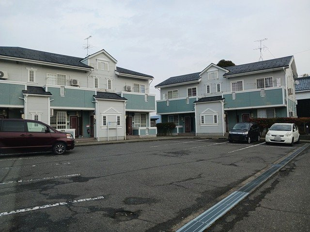 ラゴーラホープ　Ⅰの駐車場