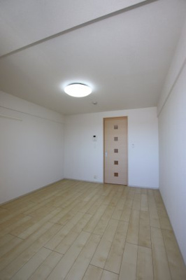 【洋室】 | ライルエフ北野田